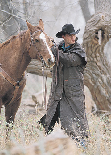 Outback Trading Co Men's Snowy River Black Oilskin Duster